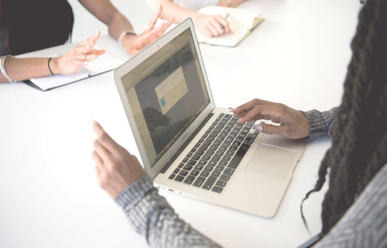 Consultation personnalisée pour stratégies financières d'entreprise